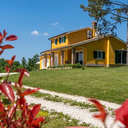 Kristina Villa Pazin
